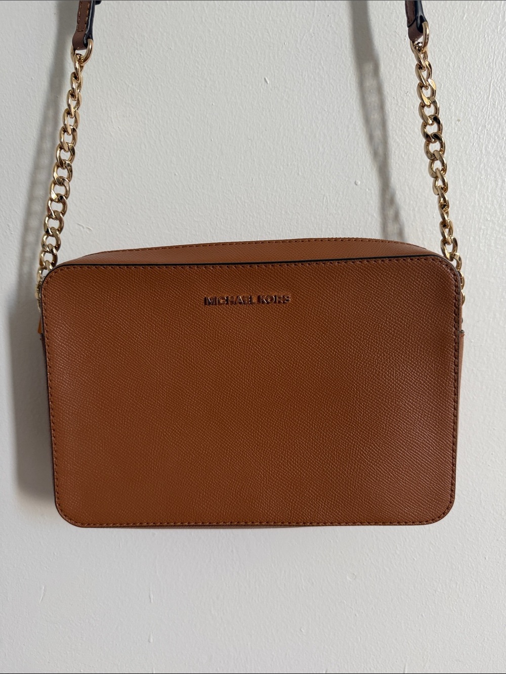 Michael Kors Jet Set Tan Leather Crossbody with Gold Chain Strap